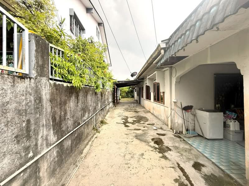 Bungalow House untuk Dijual di Kampung Cheras Baru (Ampang) - Fazie Noor - Exterior - PropertyGuru.com.my