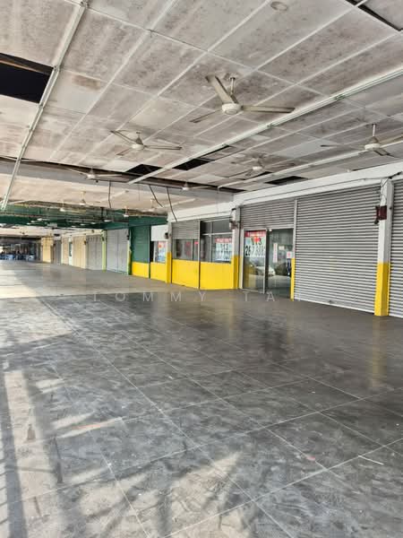 Shop for Rent in Kepong (Kuala Lumpur) - TOMMY TAN - Exterior - PropertyGuru.com.my