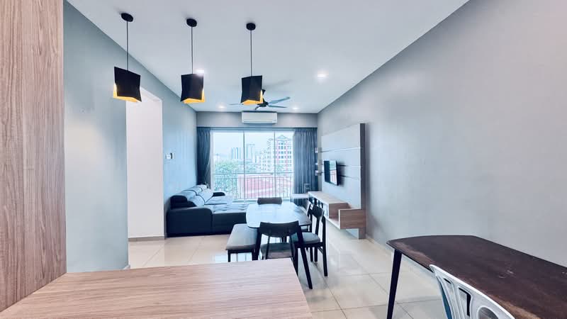 Condominium for Rent at D'suria Condominium - Kow Tze Fui - Living Room - PropertyGuru.com.my