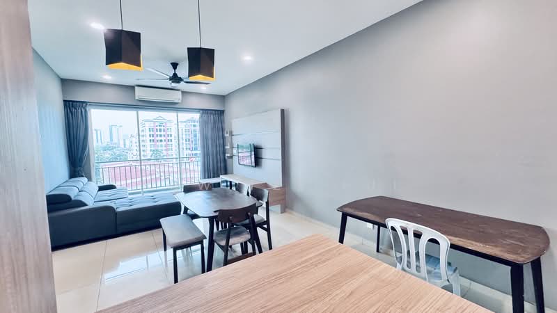 Condominium for Rent at D'suria Condominium - Kow Tze Fui - Living Room - PropertyGuru.com.my