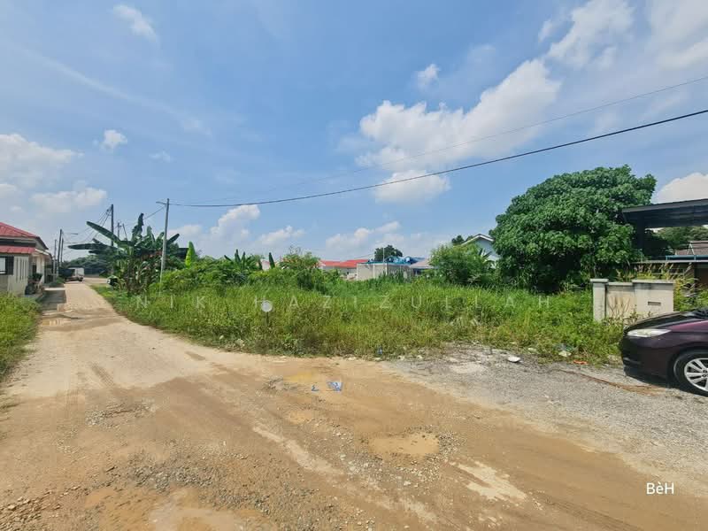 Tanah Kediaman untuk Dijual di Kampung Jalan Kebun (Shah Alam) - Nik Hazizullah - PropertyGuru.com.my