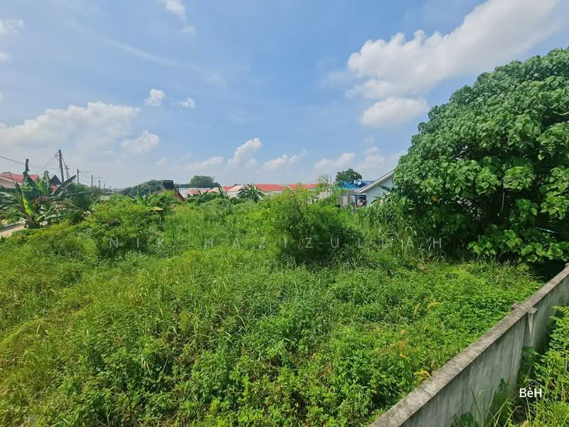 Tanah Kediaman untuk Dijual di Kampung Jalan Kebun (Shah Alam) - Nik Hazizullah - PropertyGuru.com.my