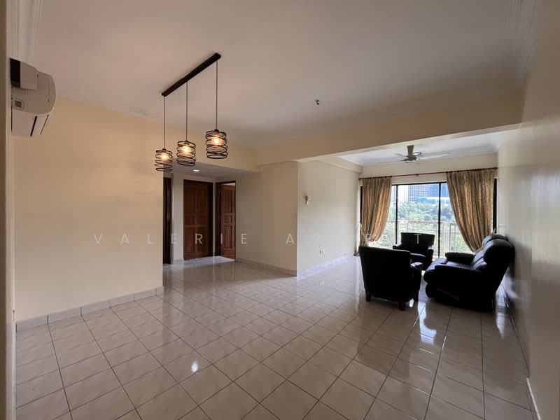 Kondominium untuk Dijual di Puncak Prima - Valerie Arnesto - Living Room - PropertyGuru.com.my
