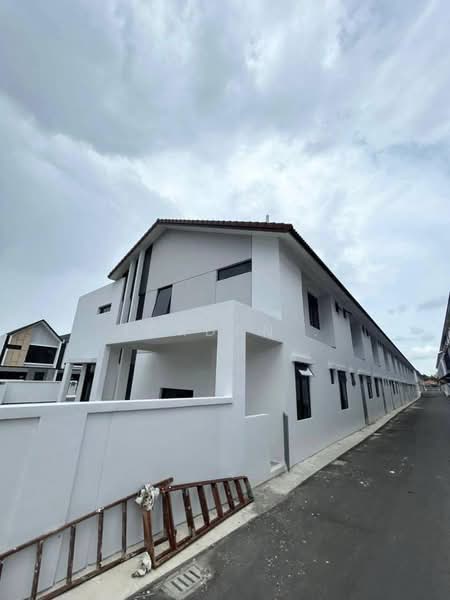 Rumah Teres untuk Dijual di Taman Desa Tebrau (Tebrau) - Jordan . - PropertyGuru.com.my