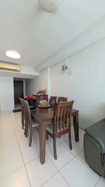 Kondominium untuk Disewa di The Saffron - Raymond Chiang - Dining Room - PropertyGuru.com.my