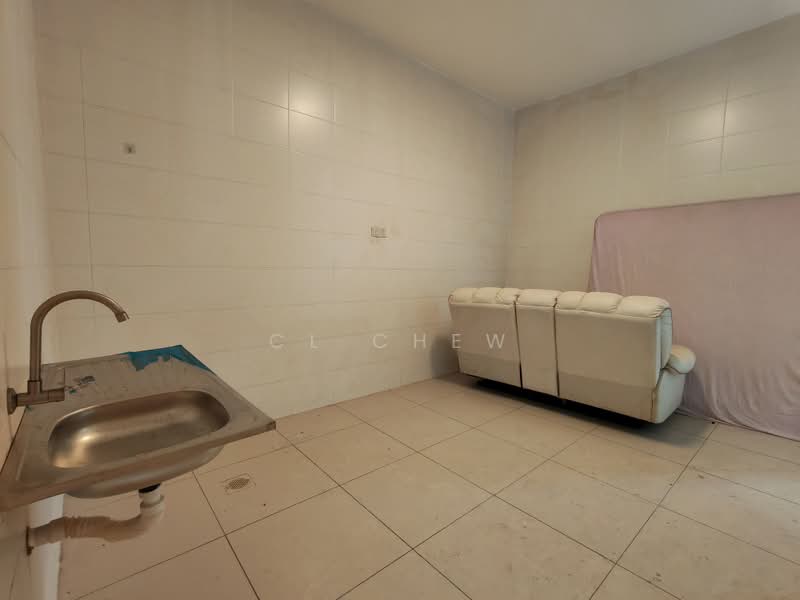 Rumah Kluster untuk Dijual di Bandar Parklands (Klang) - CL Chew - Dry Kitchen - PropertyGuru.com.my