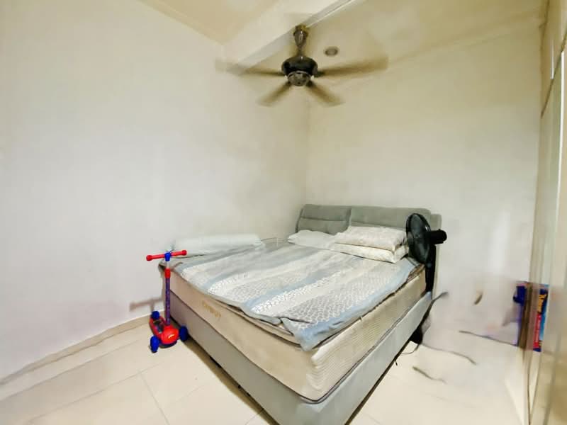 Rumah Teres 2-Tingkat untuk Dijual di Ulu Kelang (Selangor) - Mohd Faizal - Bedroom - PropertyGuru.com.my
