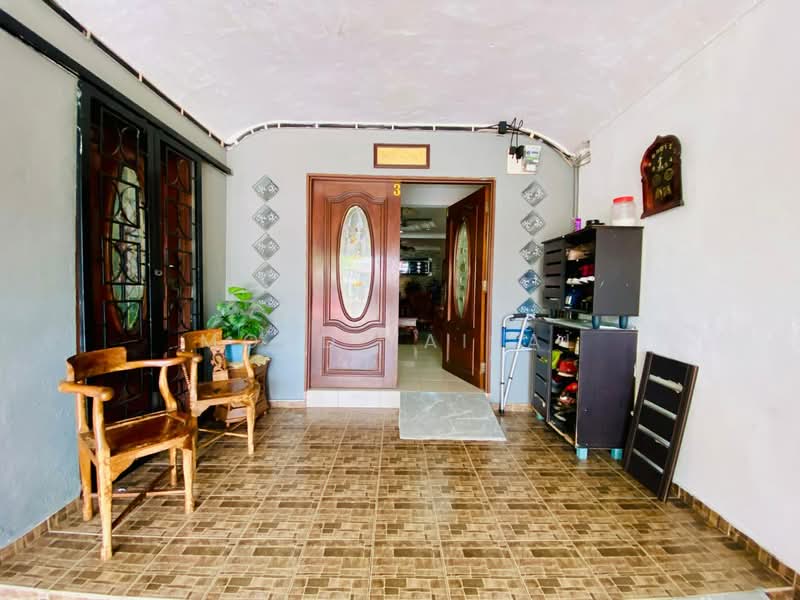 Rumah Teres 2-Tingkat untuk Dijual di Ulu Kelang (Selangor) - Mohd Faizal - Entrance - PropertyGuru.com.my