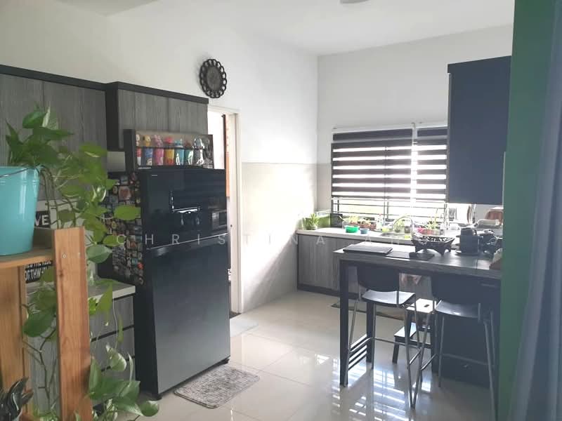 Cluster House for Sale in Taman Kota Masai (Pasir Gudang) - Christina Ang - Kitchen - PropertyGuru.com.my