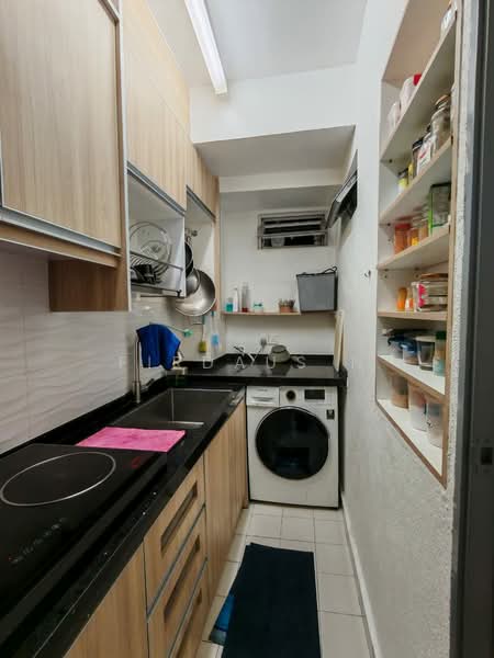 Apartment for Sale at MasReca n19eteen - Firdaus N - Kitchen - PropertyGuru.com.my