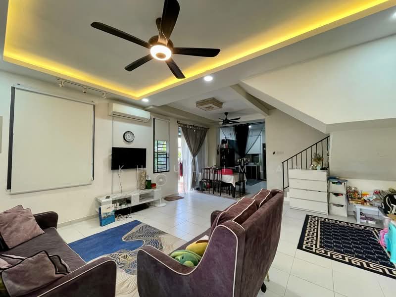 2-storey Terraced House for Sale in Taman Pulai Mutiara (Iskandar Puteri (Nusajaya)) - Fakhrul Imlan - Living Room - PropertyGuru.com.my