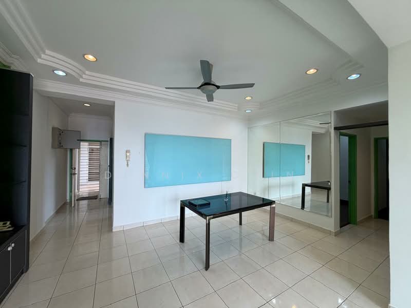 Condominium for Rent at Greenview Residence - Dennix Chin - Living Room - PropertyGuru.com.my