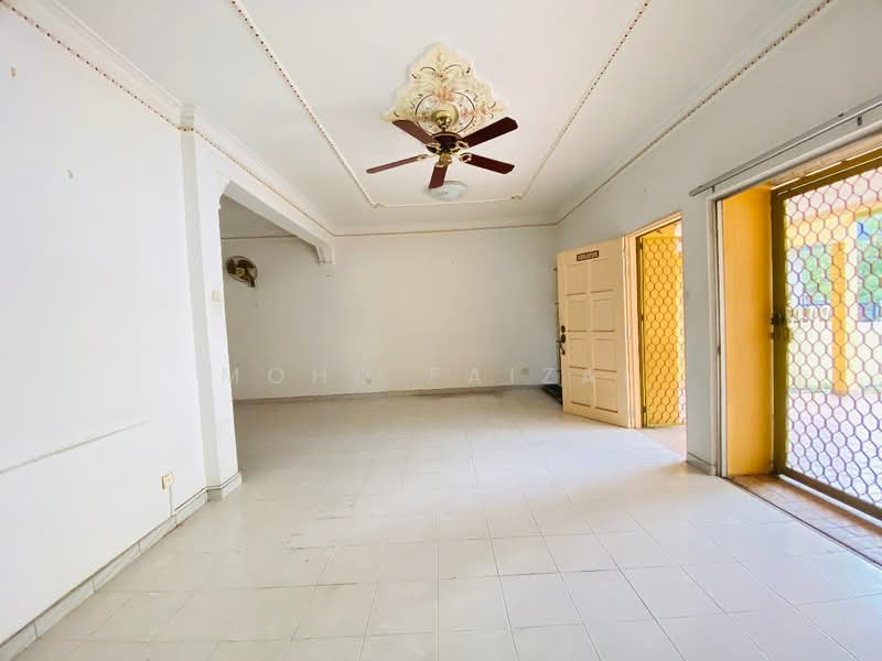 2-storey Terraced House for Sale in Setiawangsa (Kuala Lumpur) - Mohd Faizal - Living Room - PropertyGuru.com.my