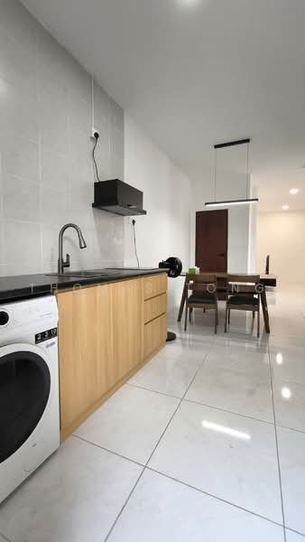 Townhouse for Rent in Kuching (Sarawak) - Thomas Tong - Kitchen - PropertyGuru.com.my