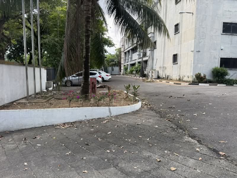 Kilang untuk Disewa di Seksyen 33 (Shah Alam) - DANIEL . - Exterior - PropertyGuru.com.my