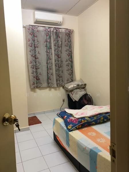 2-storey Terraced House for Sale in Seri Kembangan (Selangor) - Bryan Yeoh - Bedroom - PropertyGuru.com.my