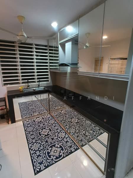 Rumah Kluster untuk Dijual di Bandar Saujana Putra (Tanjong Duabelas) - Irwan Affandi - Kitchen - PropertyGuru.com.my