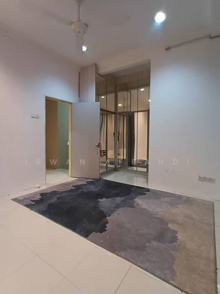 Rumah Kluster untuk Dijual di Bandar Saujana Putra (Tanjong Duabelas) - Irwan Affandi - Interior - PropertyGuru.com.my