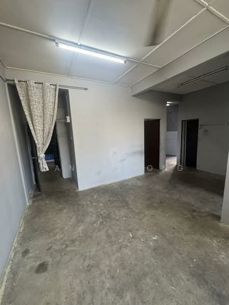 Rumah Flat untuk Dijual di Taman Megah Ria - Daniel Yong - Interior - PropertyGuru.com.my