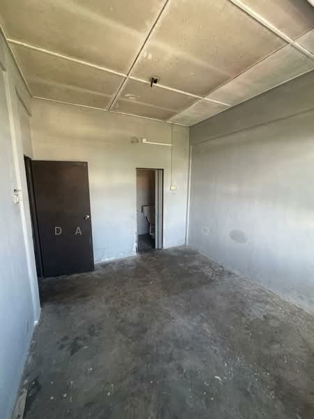 Rumah Flat untuk Dijual di Taman Megah Ria - Daniel Yong - Interior - PropertyGuru.com.my