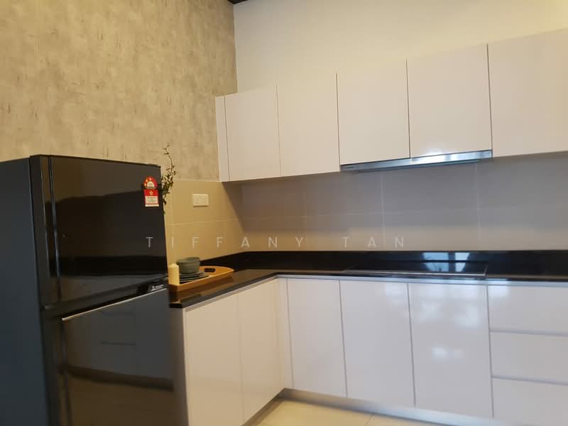 Pangsapuri untuk Disewa di Eco Nest @ Eco Botanic - Tiffany Tan - Kitchen - PropertyGuru.com.my