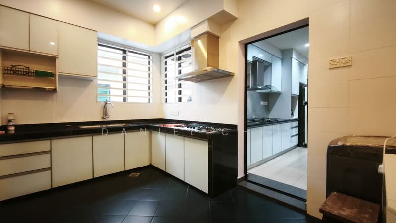 Rumah Berkembar untuk Disewa di Taman Ipoh Selatan (Ipoh) - Daniel Chee - Wet Kitchen - PropertyGuru.com.my