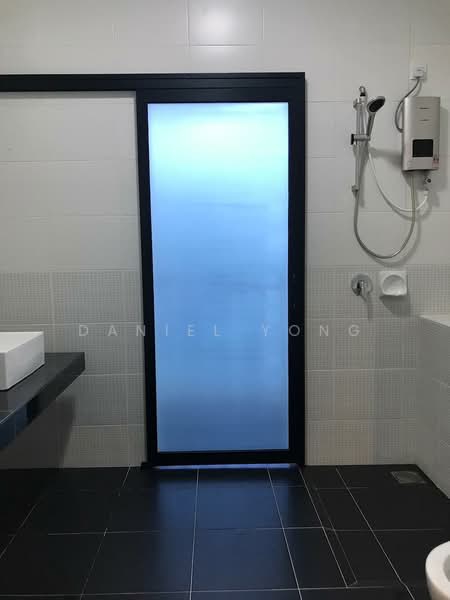 Terraced House for Sale in Kota Masai (Pasir Gudang) - Daniel Yong - Bathroom - PropertyGuru.com.my