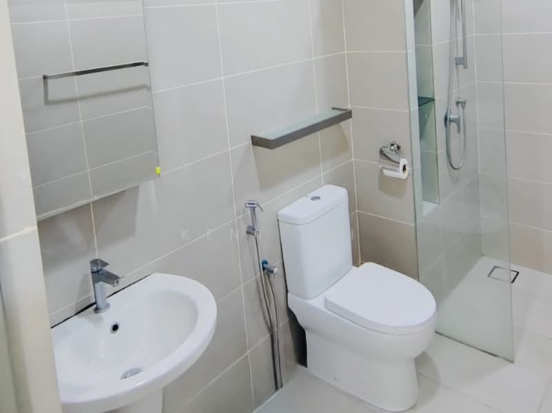 Kondominium untuk Dijual di Setia Pinnacle - Kent Lai - Bathroom - PropertyGuru.com.my