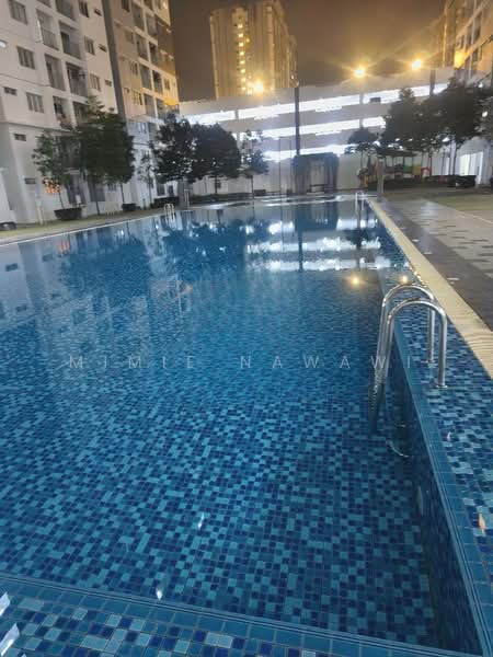 Kondominium untuk Disewa di D' Camellia - Mimie Nawawi - Pool - PropertyGuru.com.my