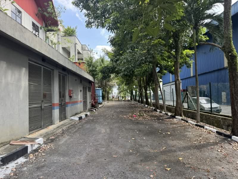 Factory for Sale in Seksyen 33 (Shah Alam) - DANIEL . - Exterior - PropertyGuru.com.my