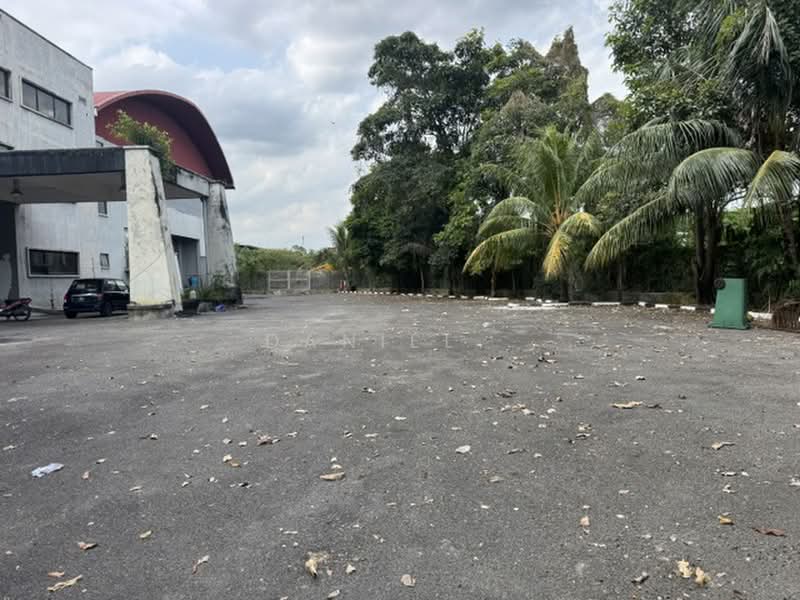 Factory for Sale in Seksyen 33 (Shah Alam) - DANIEL . - Exterior - PropertyGuru.com.my