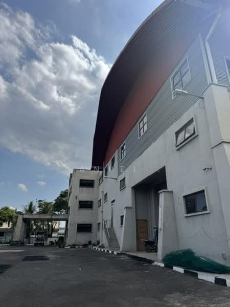 Factory for Sale in Seksyen 33 (Shah Alam) - DANIEL . - Exterior - PropertyGuru.com.my