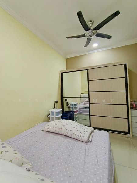 Rumah Teres 1-Tingkat untuk Dijual di Taman Tiara Sendayan (Bandar Sri Sendayan) - Azrul Othman - Bedroom - PropertyGuru.com.my