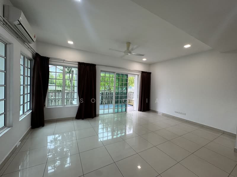 Semi-Detached House for Rent in Cyberjaya (Selangor) - Jason Chiam - Living Room - PropertyGuru.com.my