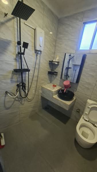 Bungalow House untuk Dijual di Bandar Rinching (Semenyih) - Ken Lai - Bathroom - PropertyGuru.com.my