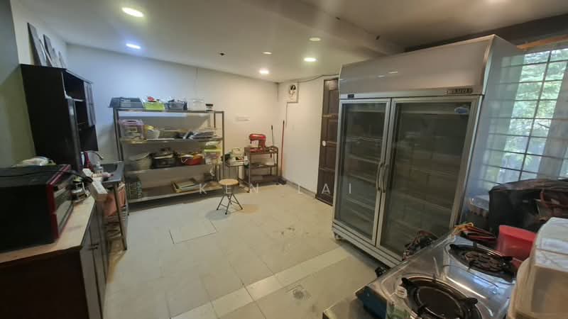 Bungalow House untuk Dijual di Bandar Rinching (Semenyih) - Ken Lai - Kitchen - PropertyGuru.com.my