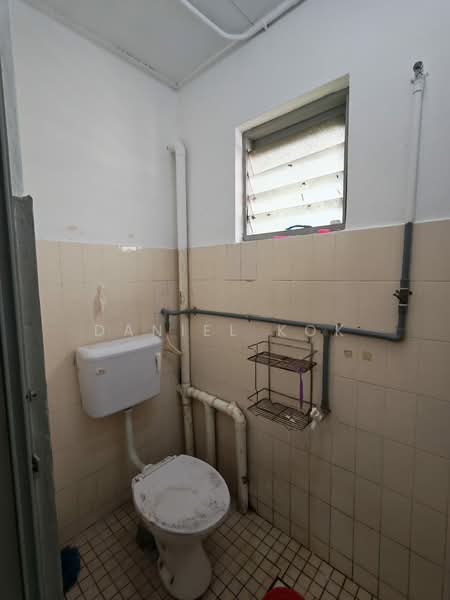 Rumah Flat untuk Disewa di Seksyen 2 Wangsa Maju Flat - Daniel Kok - Bathroom - PropertyGuru.com.my