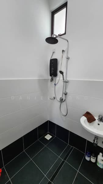 Terraced House for Sale in Kota Masai (Pasir Gudang) - Daniel Yong - Bathroom - PropertyGuru.com.my