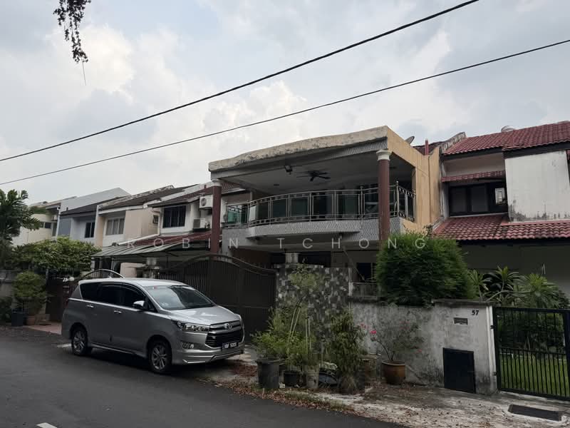 2-storey Terraced House for Sale in Subang Jaya (Selangor) - Robin Tchong - Exterior - PropertyGuru.com.my