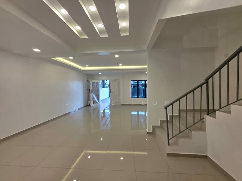 Rumah Teres 2-Tingkat untuk Dijual di Taman Gembira (Klang) - James Teoh - Living Room - PropertyGuru.com.my