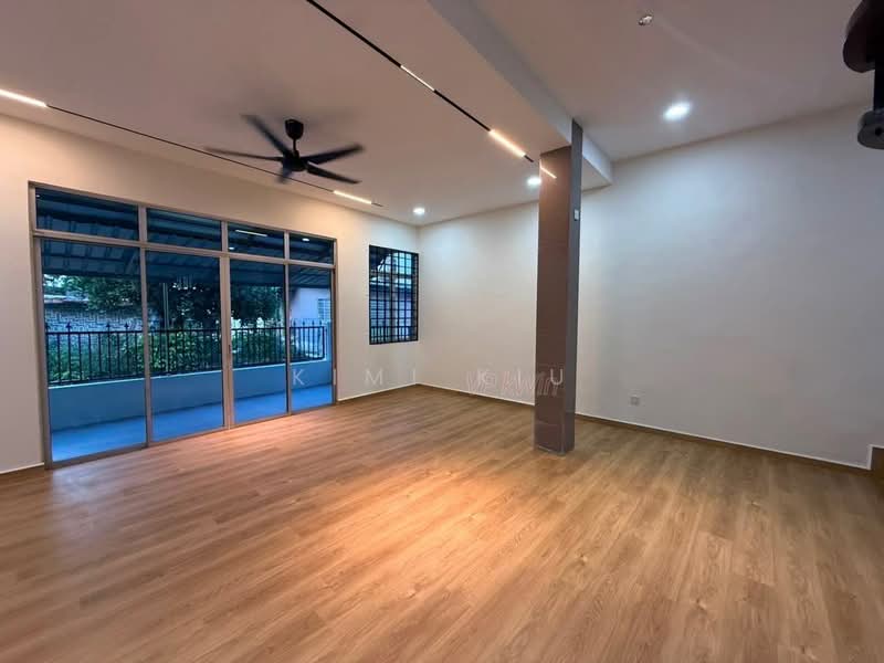 Rumah Teres 3-Tingkat untuk Dijual di Johor Bahru (Johor) - Kimi Kiu - Living Room - PropertyGuru.com.my
