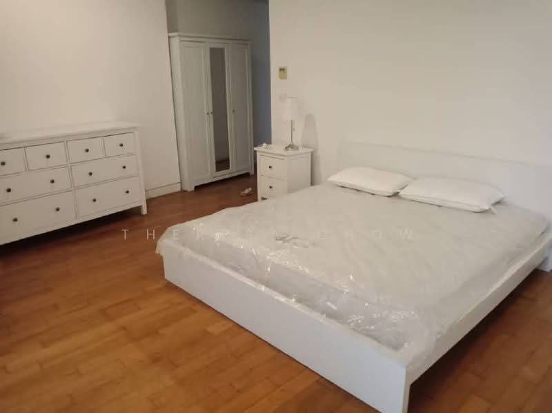 Kondominium untuk Disewa di Condominium @ The Troika - Theresa Chow - Bedroom - PropertyGuru.com.my