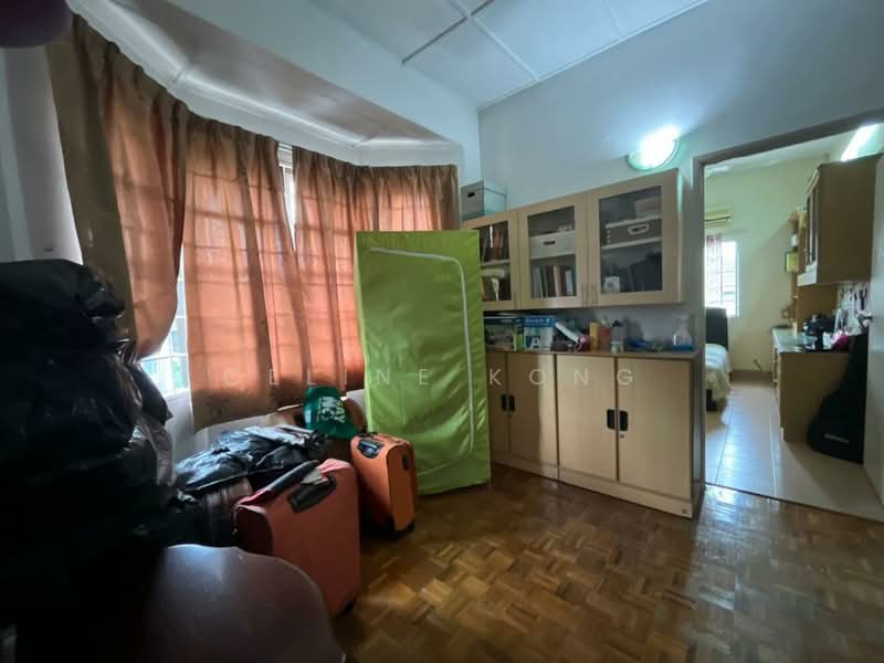 Rumah Berkembar untuk Dijual di Bandar Kinrara Seksyen 1 (Bandar Kinrara) - Celine Kong - Living Room - PropertyGuru.com.my