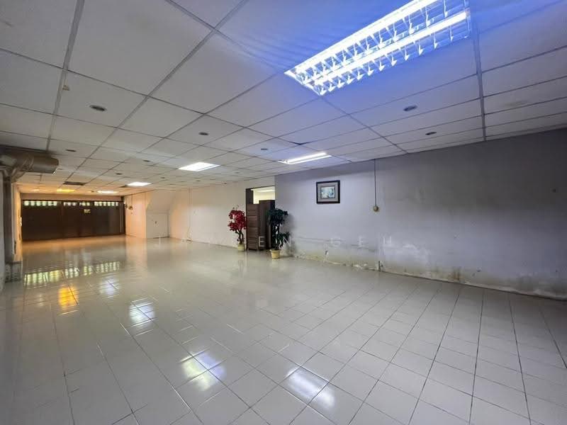 Shop for Rent in Alor Setar (Kedah) - Jayden Geh - Interior - PropertyGuru.com.my