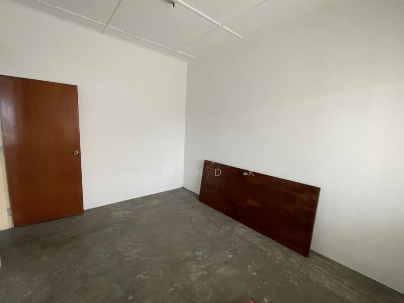 Rumah Teres 2-Tingkat untuk Dijual di Taman Kepong (Kepong) - Desmond Kok - Interior - PropertyGuru.com.my