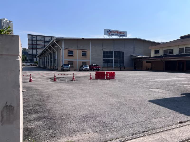 Warehouse for Rent in Taman Sains Selangor (Kota Damansara) - David Devadas - PropertyGuru.com.my