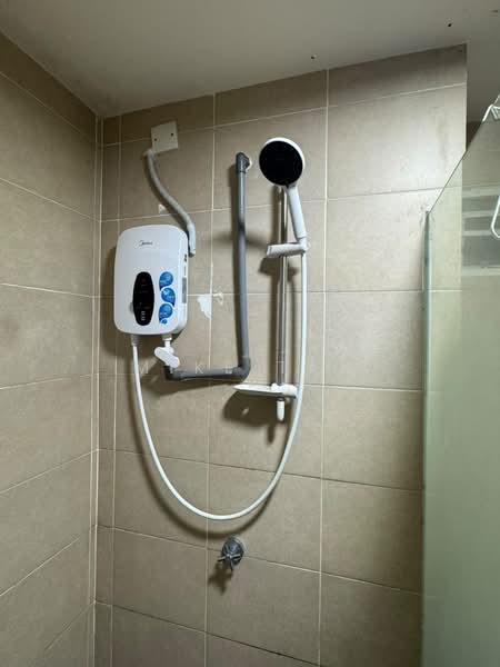 Kediaman Servis untuk Disewa di Starz Valley - Mike Tan - Bathroom - PropertyGuru.com.my