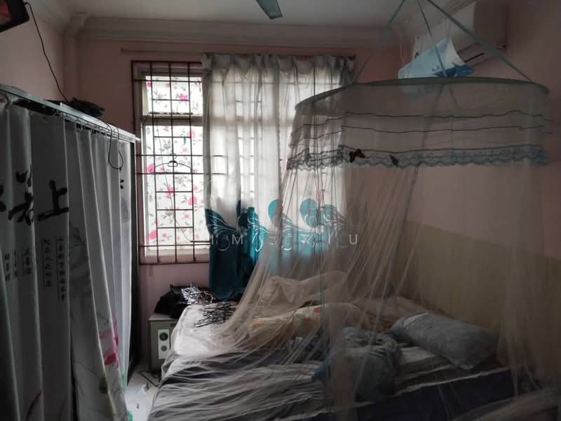 Bungalow House for Sale in Masai (Johor) - Kimi Kiu - Bedroom - PropertyGuru.com.my