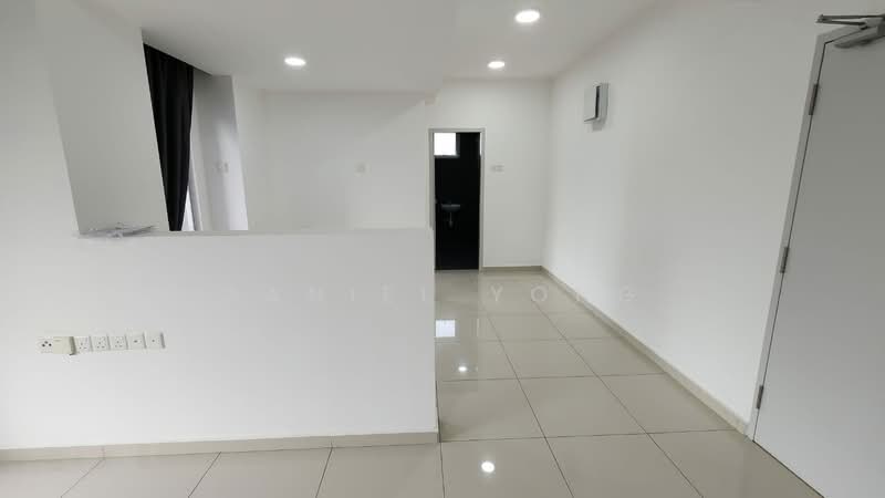 Service Residence for Sale at Midas @ Seri Alam - Daniel Yong - Interior - PropertyGuru.com.my