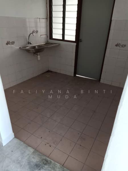 Pangsapuri untuk Dijual di Tasik Heights Apartment - Faliyana binti Muda - PropertyGuru.com.my